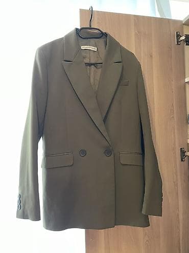 Zeytun-yaşıl rəngdə klassik qadın blazer - Model: ikiqat düyməli