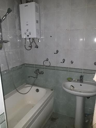 ev binə: Xirdalanda 5/4das binada mektebe baxcaya cox yaxin.Avtobus dayanacaqi — 2