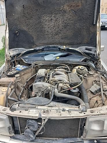 Avtomobil satışı: Mercedes-Benz 190 (W201): 2 l | 1990 il Sedan — 1