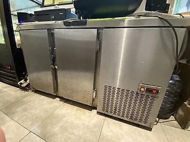 Restoran, kafe avadanlığı: Kafe/bar üçün avadanlıq paketi Tərkib: - 2 qollu peşəkar espresso — 1