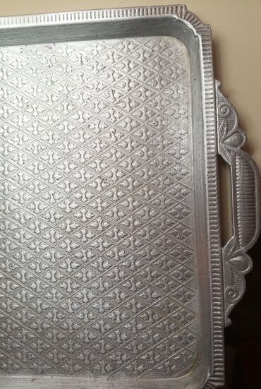 Termoqablar: Alminium süfrə sinisi – iri ölçülü, düzbucaqlı.SSSR istehsalı — 3