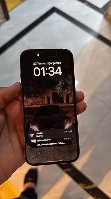 iphone 16e qiymət: IPhone 16 Pro, 128 GB, Qızılı, Face ID — 2