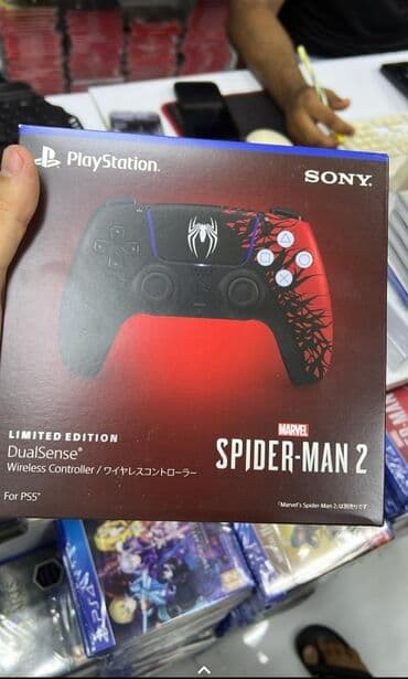 ps plus extra: Ps5 dualsense spider man 2 limited edition — 1