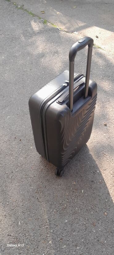 CD, DVD disklər və kassetlər: Əl yükü standartlarına cavab verən eyni zaman baqaj kimidə daşına — 6