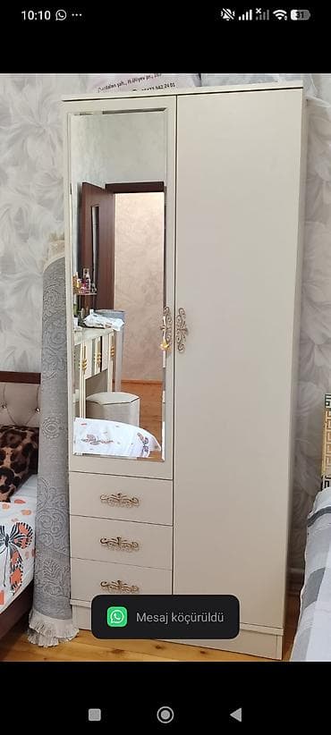 seyf dolab: *Dolab satilir*
*qiyməti 130 ₼*
*ünvan Hövsan z⁹⁰kod*👩🏻‍💻 — 1