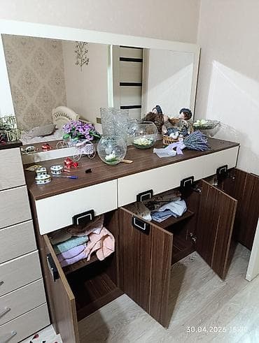 ucuz qiymete cilciraqlar satisi: İkinəfərlik çarpayı, Dolab — 9