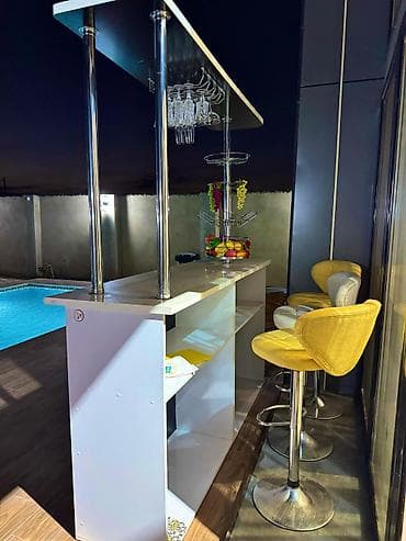 qubada kiraye evler 2021: Bağ evi kirayə verilir, Mərdəkan Mərdəkanda yerləşən isti, hovuzlu bağ — 2