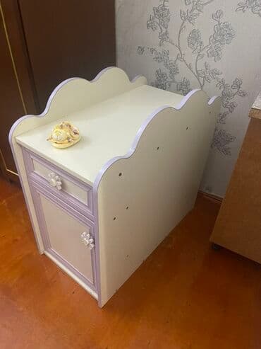 usaq otagi ucun dolab: Usaq kravati ucun dolab — 3