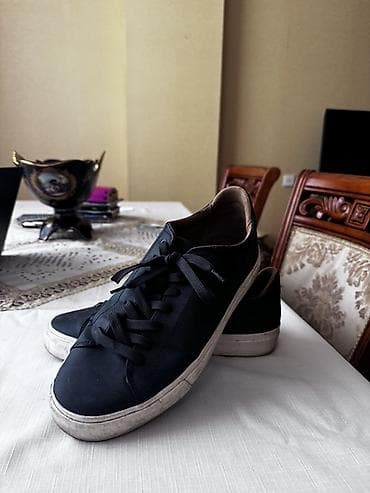 ayaggabı: Məhsul: Zara Man klassik idman ayaqqabısı - Model: Aşağı boğaza — 4