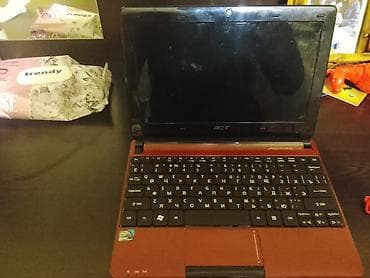 Acer Aspire One mini noutbuk - Rəng: qırmızı/qara - Ekran: təxminən