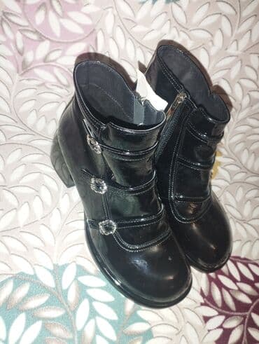 туфли новая не разу не одевала: Ölçü: 36, rəng - Qara, Yeni — 1