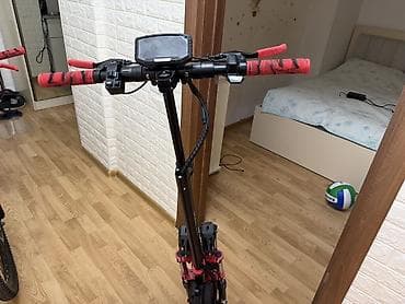 honda insait: Elektrik skuter – güclü ofroud model, oturacaqlı Xüsusiyyətlər: - Ön — 1