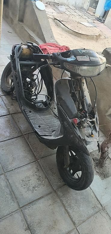 - Honda dio, 50 sm3, 73000 km — 2