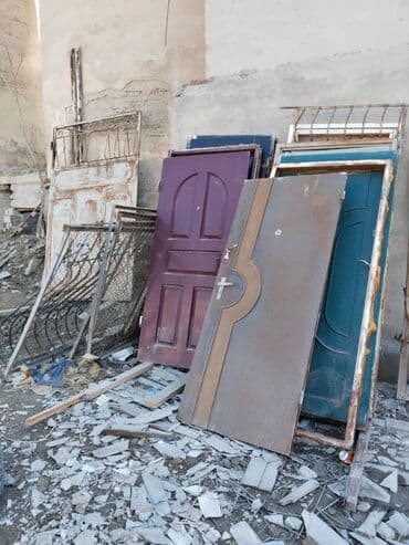 HAZIR qapıların, pəncərələrin satışı həmçinin istənilən formada qapı