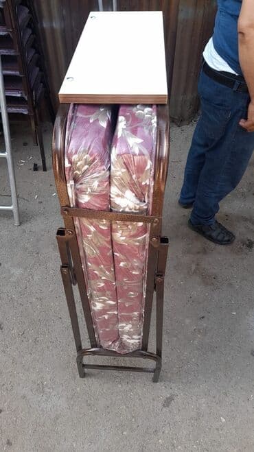 laminat qiyməti: Yeni, Təknəfərlik çarpayı, Bazasız, Matrassız, Siyirməsiz, Azərbaycan — 13