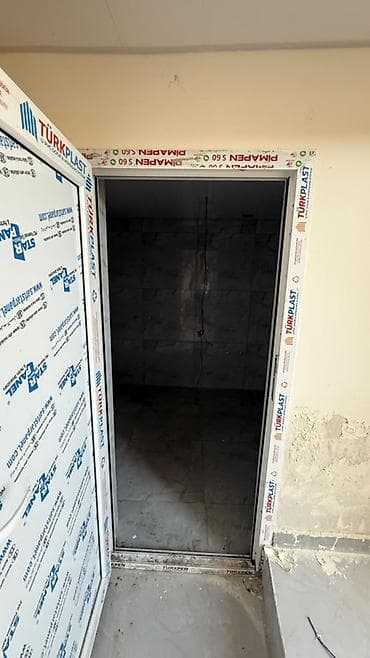 ev modelleri: Satılır: hasarlı həyəti olan fərdi yaşayış evi - Tikili: 2 mərtəbəli — 7