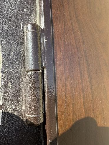 Santexnika: Uc Aslan Çelik Kapı – dekorativ naxışlı, taxta teksturalı polad giriş — 5