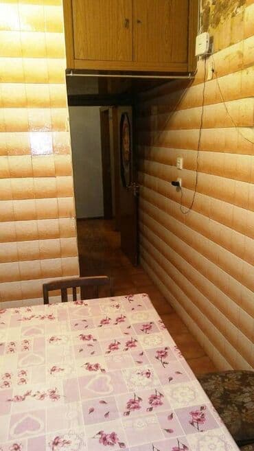 7 ci mikrorayon 1 otaqlı mənzil: Bakı, 3 otaqlı, Köhnə tikili, m. Əhmədli, 70 kv. m — 5