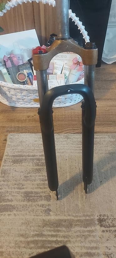 Salam bunu təzə yuyub rəngləmişəm amma qızıl rəngi biraz sürtülüb lalafo.az -da Salam bunu təzə yuyub rəngləmişəm amma qızıl rəngi biraz sürtülüb