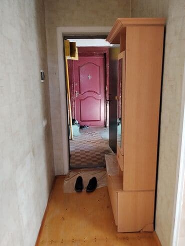 gəncədə yeni tikili bina evləri: Pirborun qarşlsndakl binada 5/5 bir otaq ikiyə düzəlib kirayə verilir — 1