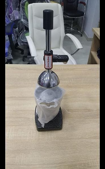 8 mart tort: Nar sixan Super mikser. Balaca 70azn Orta olcu 115azn Böyük 170azn — 1