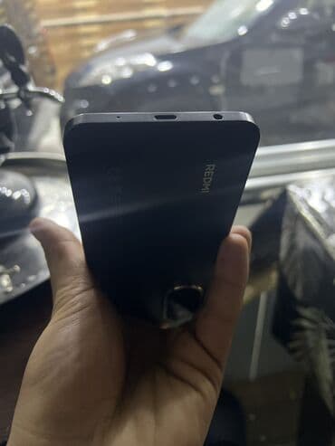 Alfa Romeo: Xiaomi Redmi A5 smartfonu Xüsusiyyətlər: - 6.88" (17.47 sm) böyük — 3