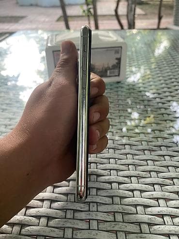 iphone 15 dubai: IPhone 11 Pro, 64 GB, Gümüşü, Face ID — 5