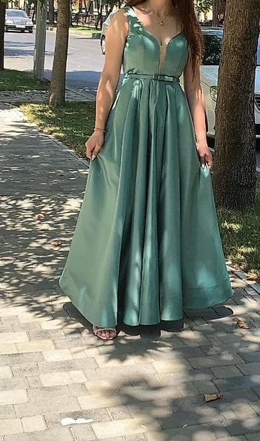 Zərif ziyafət donu – yaşıl/mürəkkəb mavi tonlarında, parlaq atlas — 2