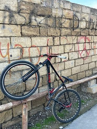 28 velosipet: Dirt/Street tərzli dağ velosipedi - Rəng: qara-qırmızı dizayn - — 2