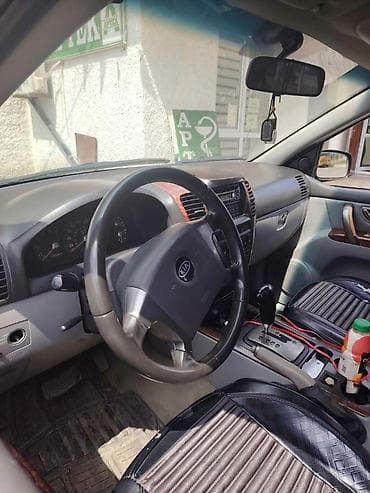 lovol 504 b: Kia Sorento: 2.5 l | 2004 il Ofrouder/SUV — 2