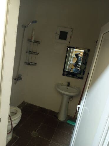 Qarajlar: İcarəyə verilən obyekt – yol kənarında ayrıca girişli sahə — 4