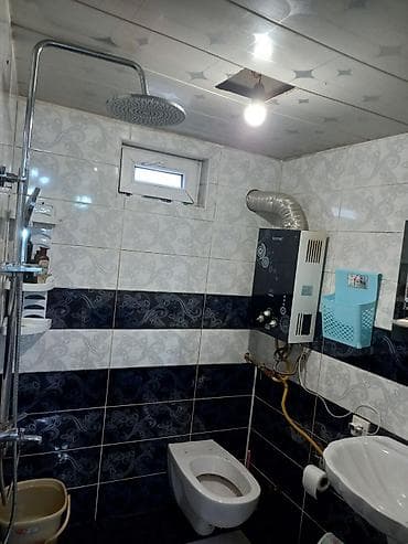 mikrorayonda satilan evler: 1 otaqlı mənzil – mətbəx, sanitar qovşaq və zal Xüsusiyyətlər: - Ayrı — 2