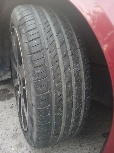 e39 radiator: Kia Optima sedan – qırmızı rəng - Kuzov: 4 qapılı sedan, idman üslublu — 9