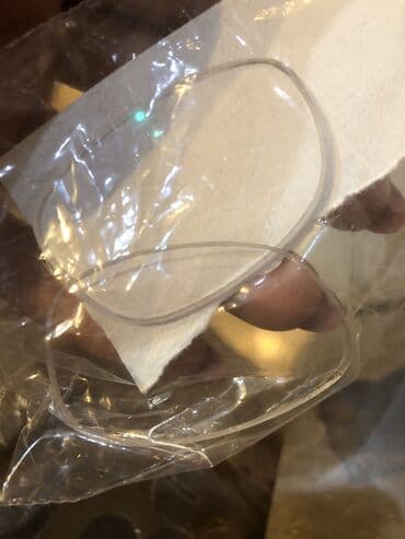 usaq eynekleri: Temennasiz, Allah yolunda satmiram ele bele verirem Usaq ucun 1,75 — 1