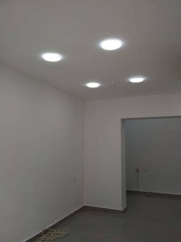 sumqayitda arenda obyekt: 28 may metrosuna yaxın 2 mərtəbəli,sahəsi 75 kv/m olan, 3 otağlı — 3