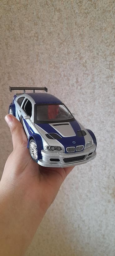 İdman və hobbi: 1:24 Ölçü M3 E46 die-cast model avtomobil – BMW üslubunda idman — 1
