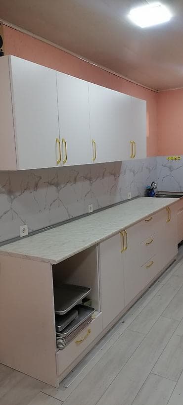 2ci el termolar: Kuxna mebeli yaxşi vəziyyətdədir az işlənib aşağı yeri var — 3