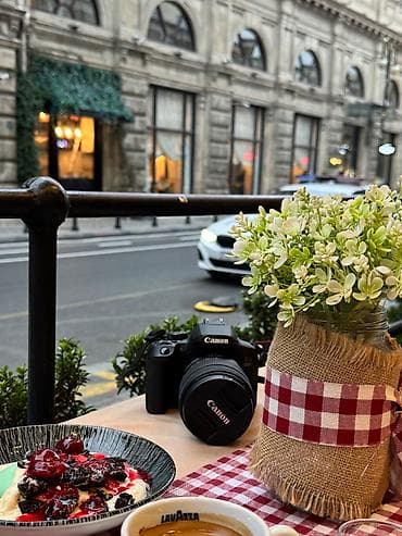 video registor: Canon EOS 850D + EF-S 18-55mm IS STM Satılır. Kamera şəxsi istifadə — 3