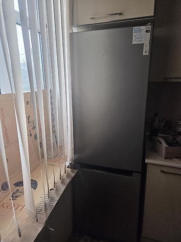 avto soyuducular: 2 qapılı Indesit Soyuducu Satılır, rəng - Boz — 1