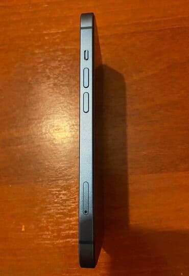 plata iphone: IPhone 13, Mavi — 5