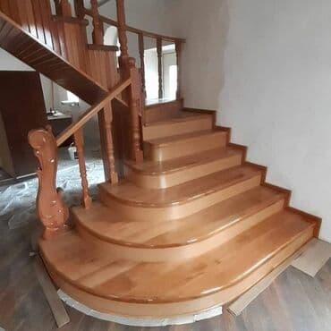 taxta pilləkən: Taxta pilləkan sifatişi — 13