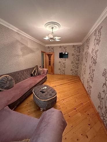 sumqayitda satilan evler: Hezı Aslanov Metrosuna Yaxın Gence Prospektınde Xezerın daıresın de. 9 — 2