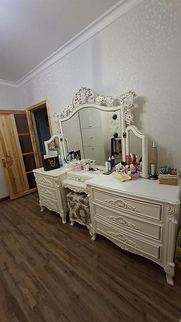 Yeni, Güzgülü, Belarusiya — 1