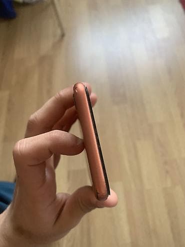 ayfon se: IPhone 7, 32 GB, Qara, Barmaq izi — 4