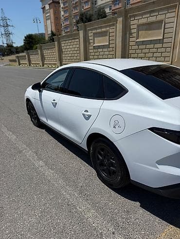 masin sat: BYD Seal 05: 1.5 l | 2025 il 43000 km Sedan — 3