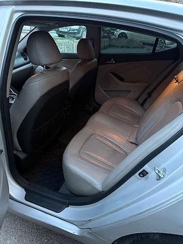 Kia K5 (Optima) sedan – gümüşü rəngdə, şəhər və tras üçün komfortlu və — 8