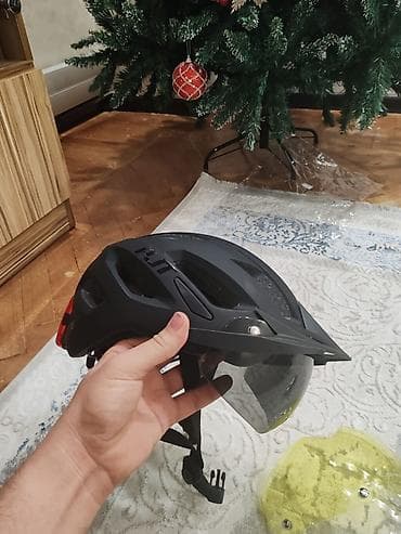 velosiped alan: Şosse velosiped təzə dir, az sürülüb. Aksessuarlar hər biri üzərində — 7