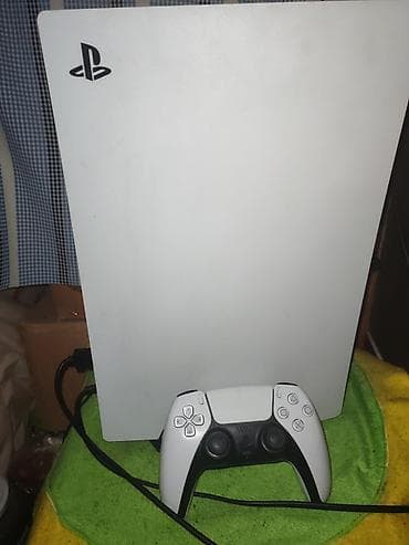 playstation 4 diskləri: PlayStation 5- 2 konsol verilir problemi Analog saga sola gedir — 3