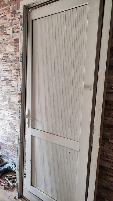 perdeler islenmis: Hamam üçün İşlənmiş Plastik qapı Zamok ilə, Zəmanətsiz, Ünvandan götürmə — 2