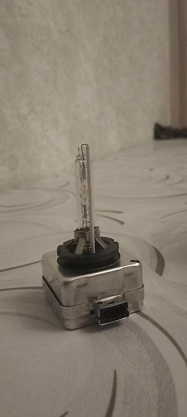 d3s: HID Xenon lampası – D3S, 35W, 6000K Məhsul təsviri: - Tip: HID Xenon — 3